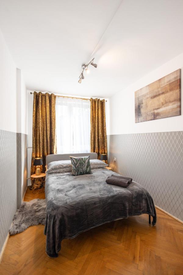 Hostel Clicktheflat Stawki Warsaw