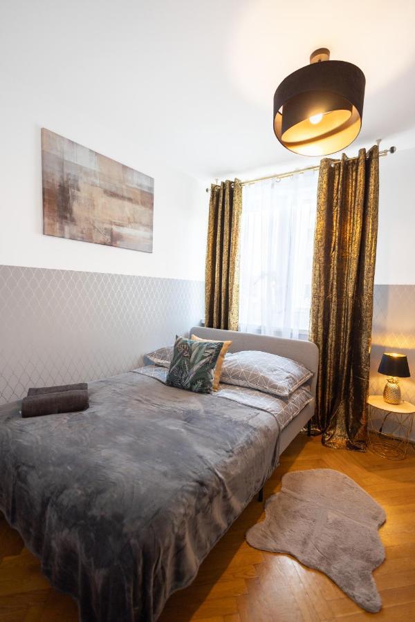 Clicktheflat Stawki * Warszawa