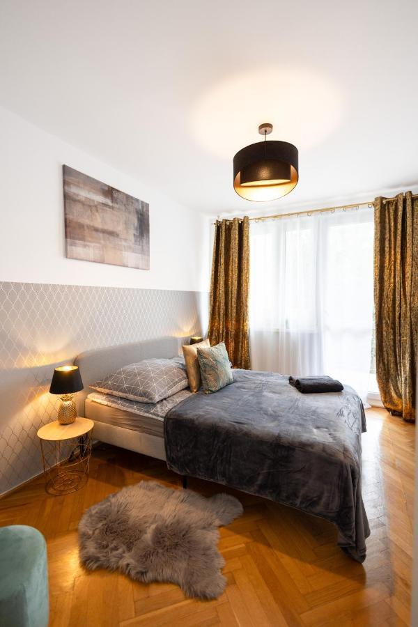 Clicktheflat Stawki * Warszawa